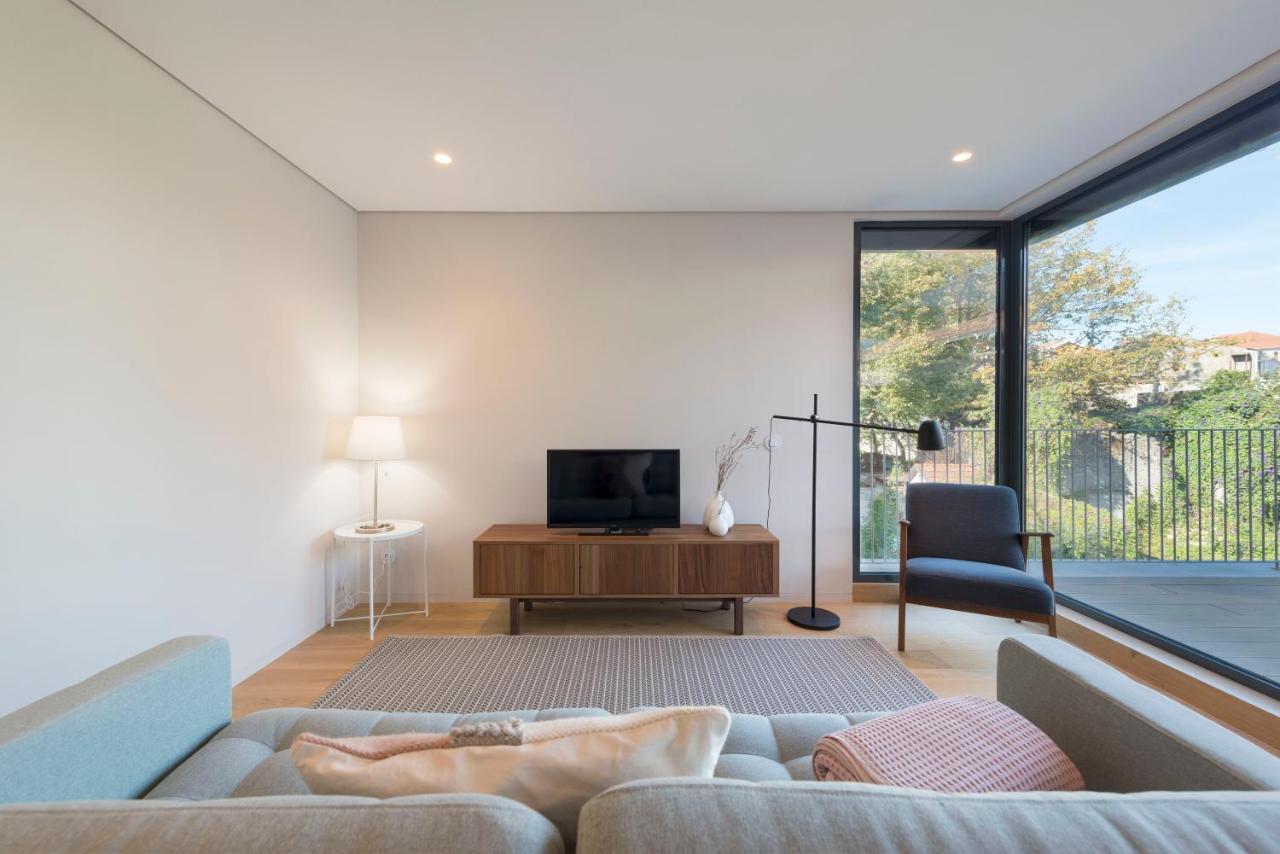Lovelystay - Primrose 2Br Flat With Free Parking, Ac And Balcony Porto Buitenkant foto